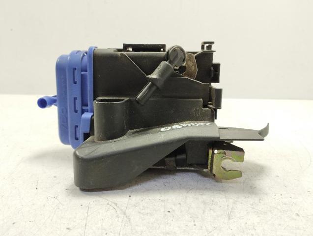 VAG 8D0839015A Cerradura de puerta trasera izquierda  disponible Lugo