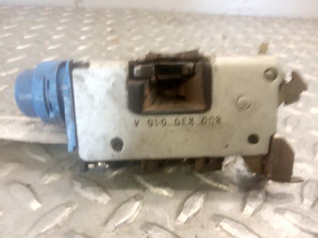 8D0839016A VAG Cerradura de la puerta trasera derecha  comprar en Lleida