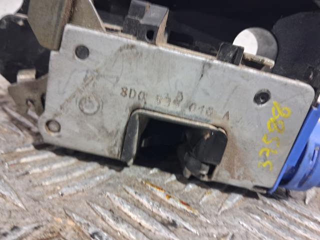 8D0839016A VAG Cerradura de la puerta trasera derecha  comprar en Lleida
