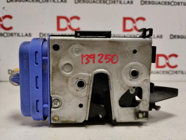 VAG 8D0839016A Cerradura de la puerta trasera derecha comprar Pamplona