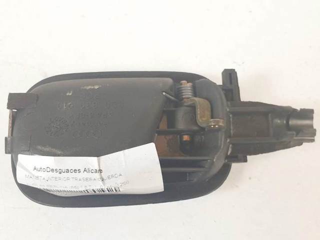8D0839019 Manija interior de puerta trasera izquierda  en stock Castellón