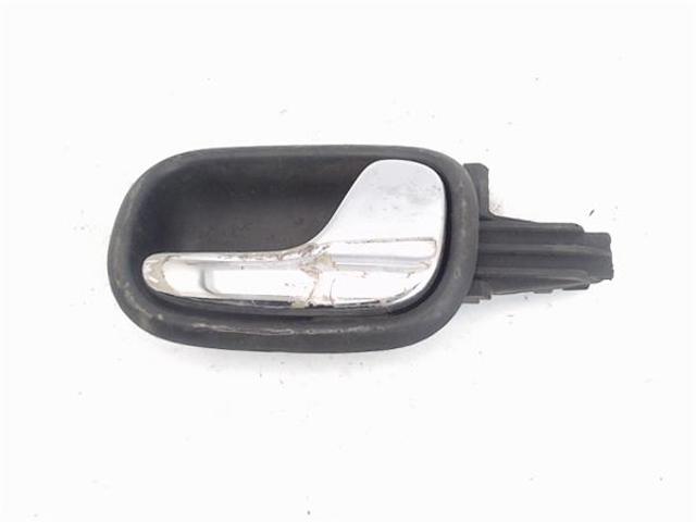 8D0839020 VAG Manija interior derecha de puerta trasera comprar Madrid