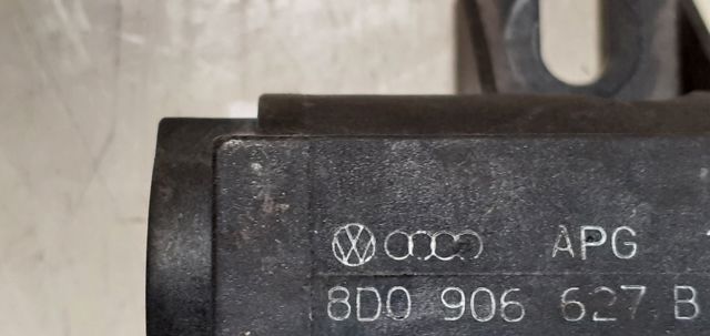 8D0906627B Válvula solenoide de control de presión de sobrealimentación  comprar en Reus