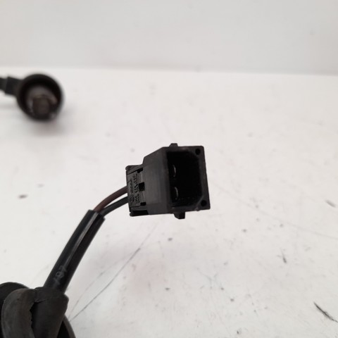 8D0927803 Sensor ABS delantero  disponible Burgos