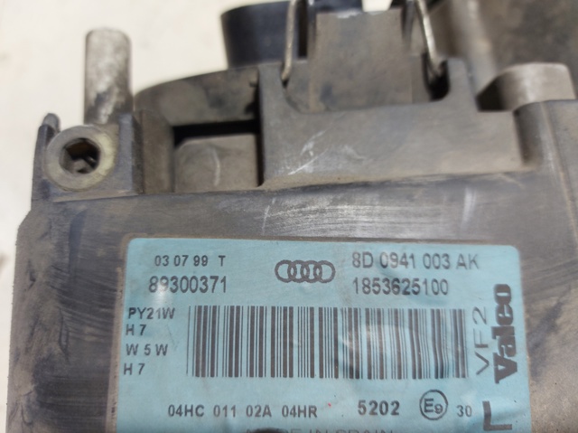 8D0941003AK VAG Faro izquierdo comprar Bilbao