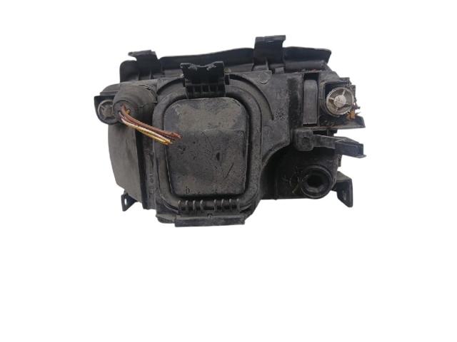 8D0941029 VAG Faro izquierdo  en stock Córdoba