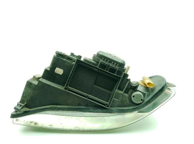 8D0941030AK Faro derecho comprar Girona