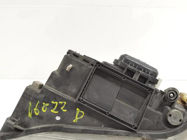 8D0941030AK VAG Faro derecho comprar Alcalá