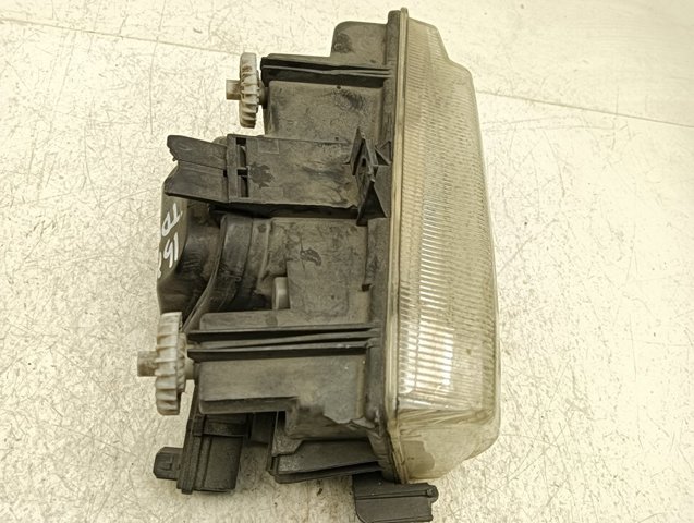 VAG 8D0941295A Faro izquierdo  disponible Lugo