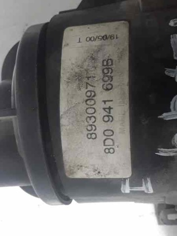 8D0941699B Luz antiniebla izquierdo  en stock Sabadell