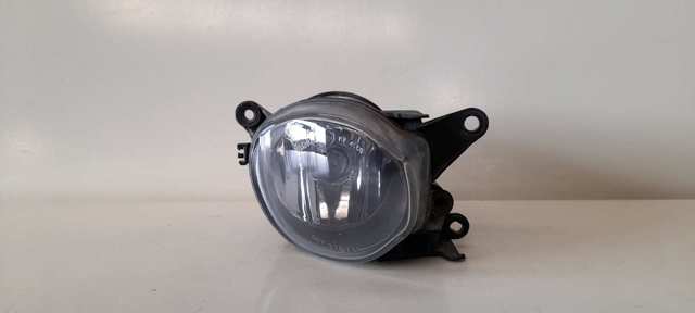 8D0941700B Faro antiniebla derecho comprar Girona