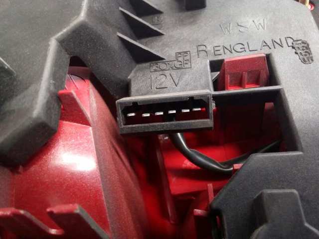 8D0945096G VAG Piloto trasero derecho  comprar en Oviedo