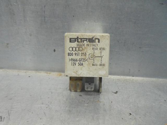 Comprar Relé del ventilador Mitsubishi Outlander II CWW a bajo precio