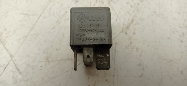 8D0951253 VAG