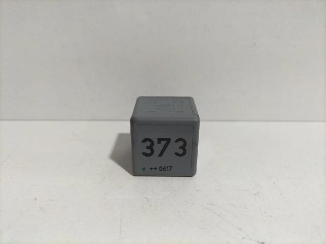 8D0951253A VAG Relé del ventilador  comprar en Oviedo