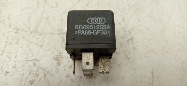 8D0951253A VAG Relé ventilador  en stock Córdoba