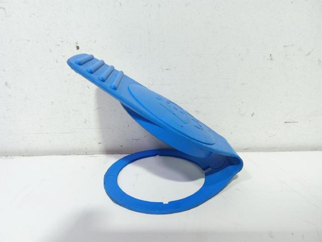 Tapa de depósito del agua de lavado Audi 80 8C2