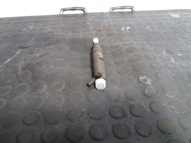 Boquilla del lavaparabrisas 8D0955987 VAG