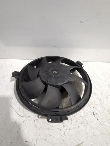 8D0959455R Ventilador eléctrico de refrigeración completo (motor y hélice)  disponible Burgos