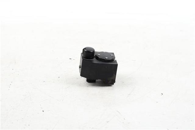 VAG 8D0959565 Módulo de espejos retrovisores en la puerta comprar Barcelona