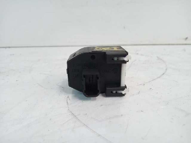 8D0959565 Módulo de espejos retrovisores en la puerta comprar Sevilla