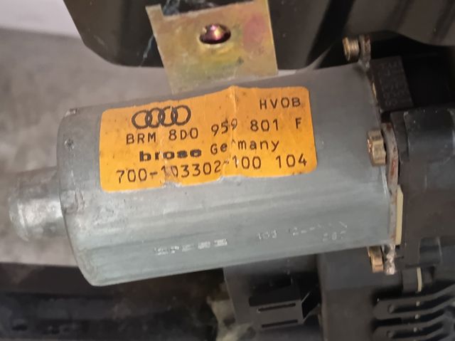 8D0959801F VAG