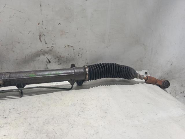8D1422066F Cremallera de dirección  disponible Utrera