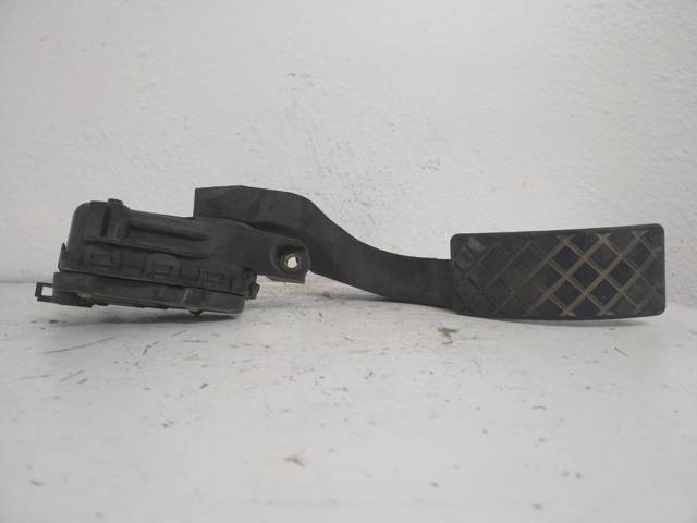 8D1721523 VAG