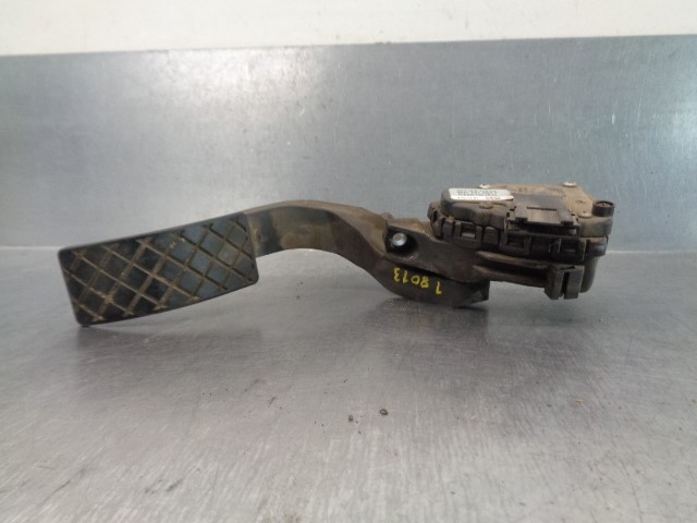 Potenciómetro pedal 8D1721523F VAG