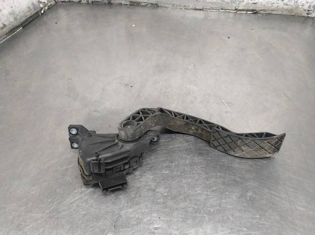 8D1721523F VAG/Audi