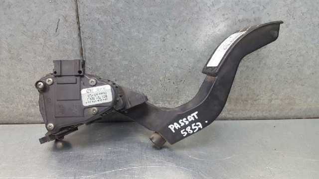 8D1721523J Pedal del acelerador  comprar en Reus