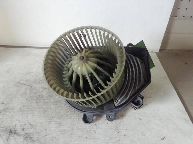 8D1819021B Motor del ventilador del calefactor  disponible Utrera