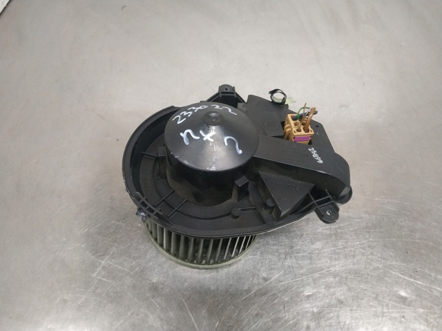 8D1820021 VAG Ventilador habitáculo comprar Alcalá