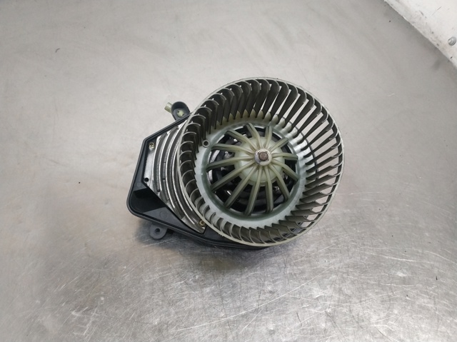 VAG 8D1820021 Ventilador habitáculo comprar Pamplona