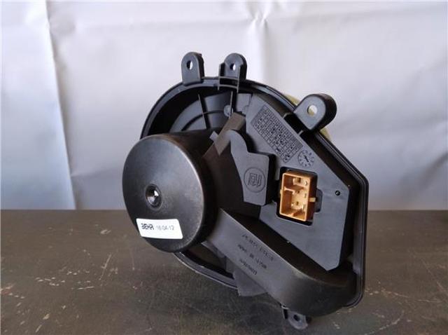 VAG 8D1820021B Motor del ventilador del calefactor  comprar en Albacete