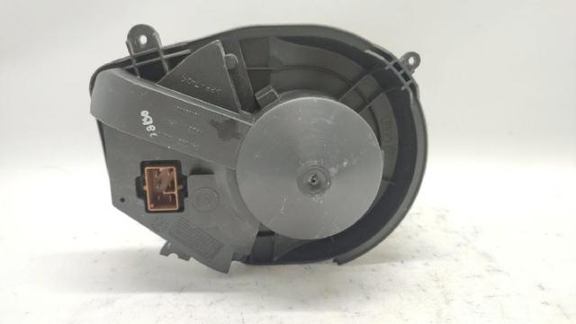 8D1820021B VAG Ventilador habitáculo  en stock Córdoba