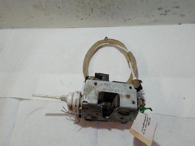 8D1837015F Cerradura de puerta delantera izquierda  comprar en Reus