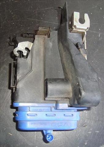 VAG 8D1837015F Cerradura  en stock Terrassa