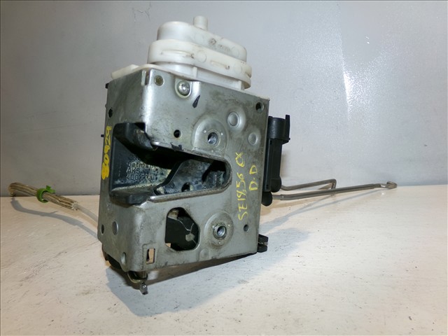 8D1837016F VAG Cerradura de puerta delantera derecha  comprar en Jaén