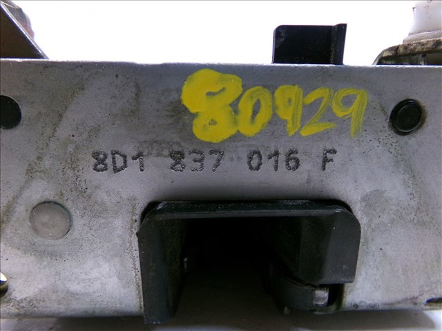 VAG 8D1837016F Cerradura de puerta delantera derecha  en stock Valencia