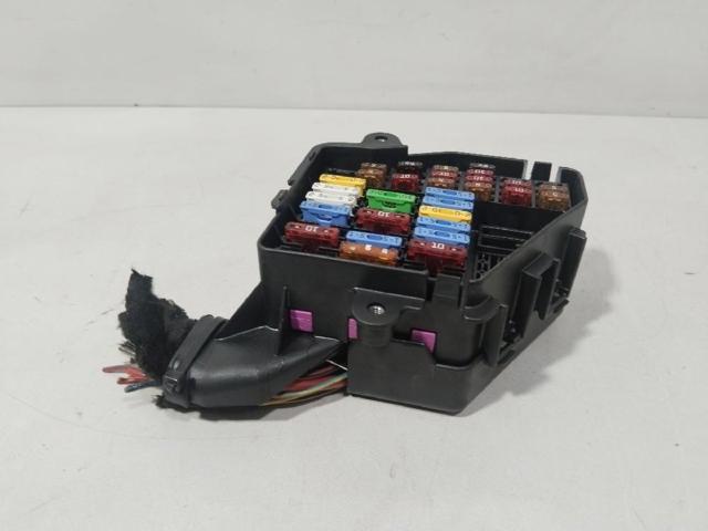 Caja reles A8  sedán (2002-2010) original desde 34,85 €