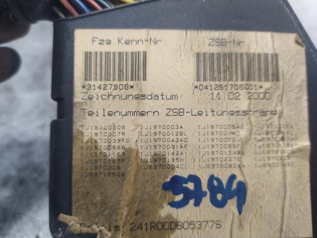 8D1941824 VAG Caja de fusibles  en stock Huelva