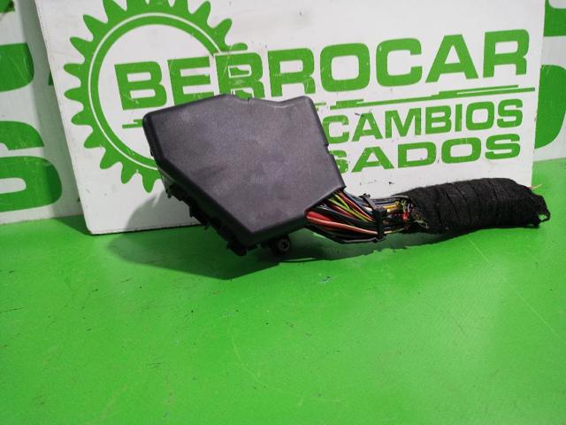 VAG 8D1941824 Caja de fusibles comprar Tarragona