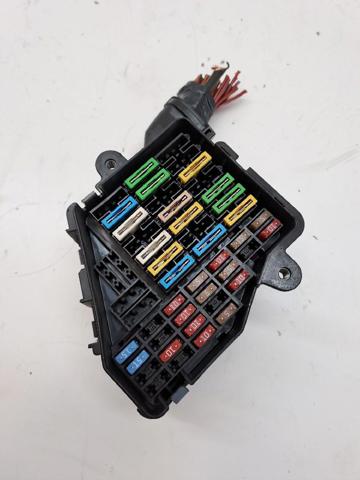 Caja de relés y fusibles Audi A8  (2002-2010)