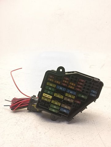 8D1941824 VAG Caja de fusibles  comprar en Lleida