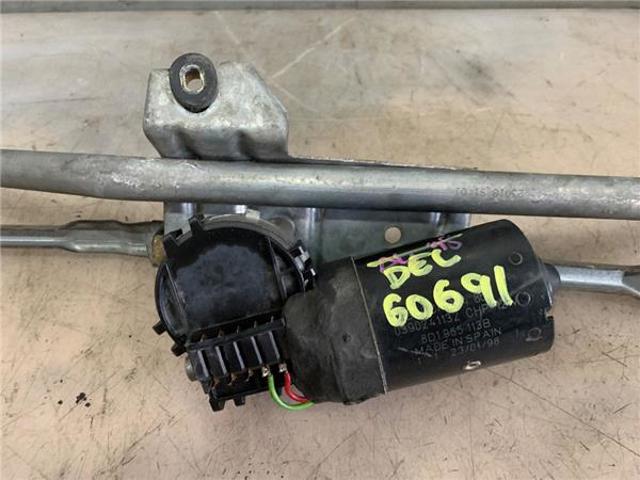 VAG 8D1955113B Motor limpiaparabrisas  en stock Salamanca