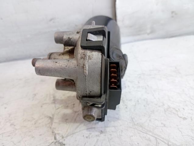 8D1955113B Motor limpiaparabrisas  en stock Granada