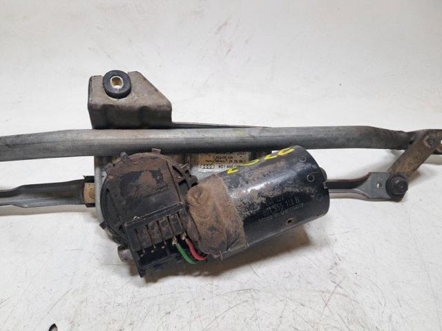 8D1955113B Motor limpiaparabrisas  en stock Granada