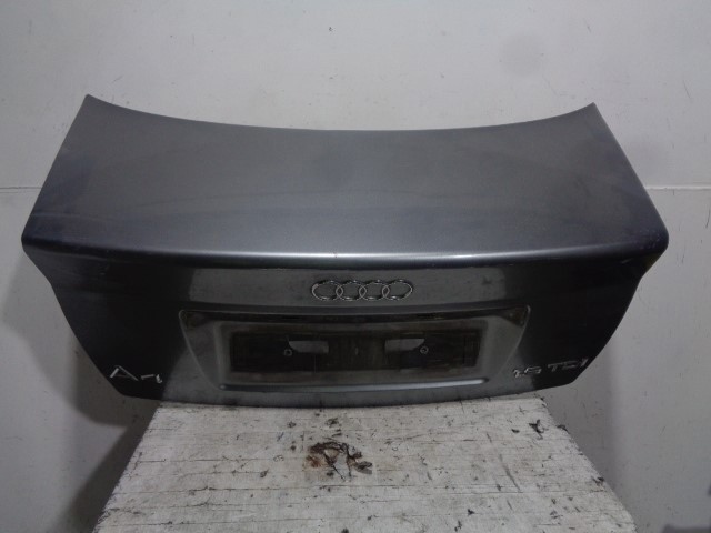 Tapa maletero para Audi A4 8D2
