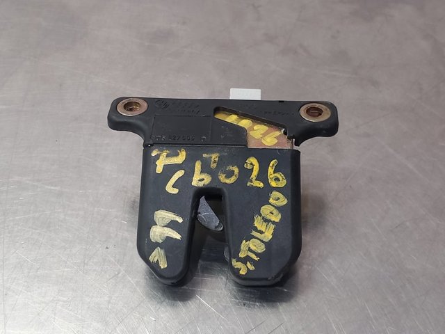 VAG 8D5827505D  disponible España